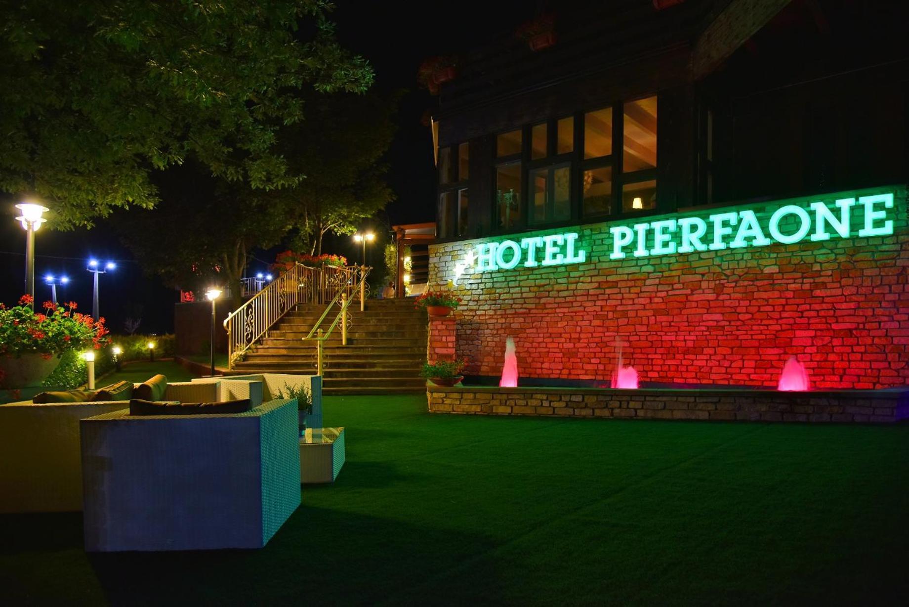 Hotel Pierfaone Abriola Exterior foto